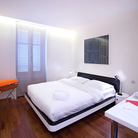 La Cour Des Augustins Boutique Gallery Design Hotel Genf Szoba fotó